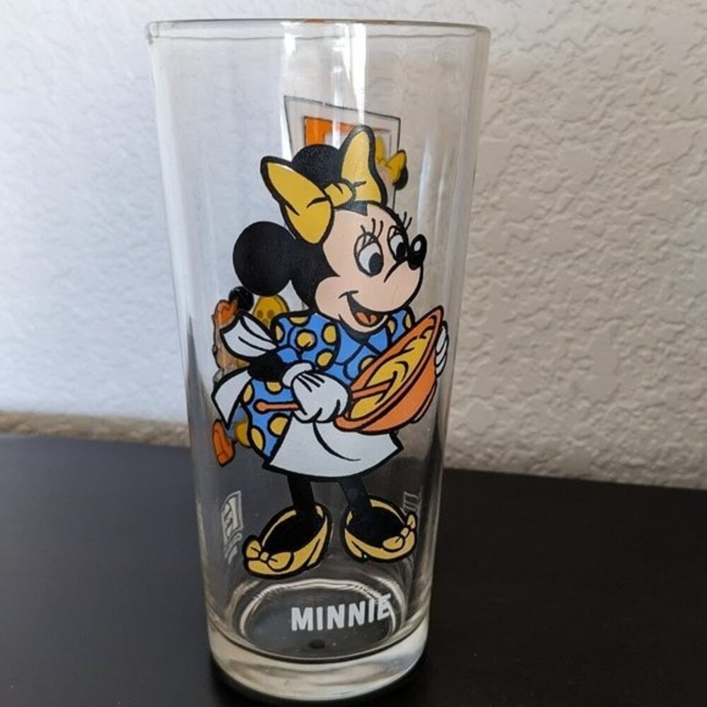 Pepsi Collector Series Disney Minnie Mouse Glass 1978